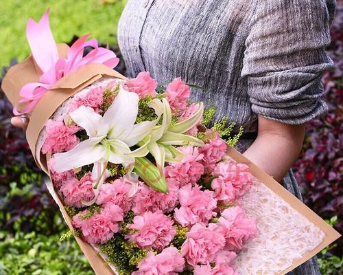 康乃馨19朵的象征意义与传说故事（解读康乃馨19朵所蕴含的情感和象征）