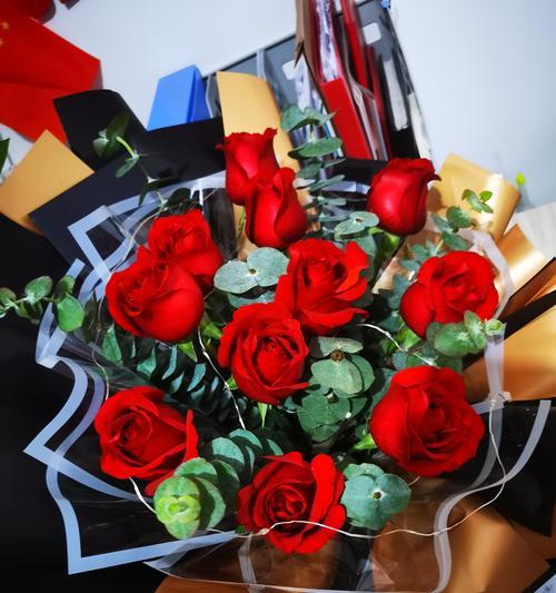 郁金香花语之色彩的意义（探索不同颜色郁金香的花语寓意与象征）