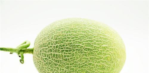 绿皮哈密瓜怎么挑选好吃的？挑选技巧和口感对比是什么？