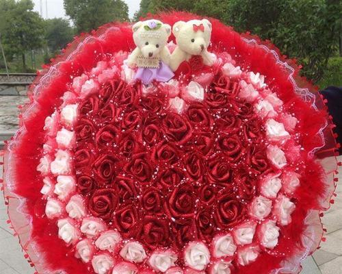九十九朵花代表什么啊？花语含义及送花建议是什么？