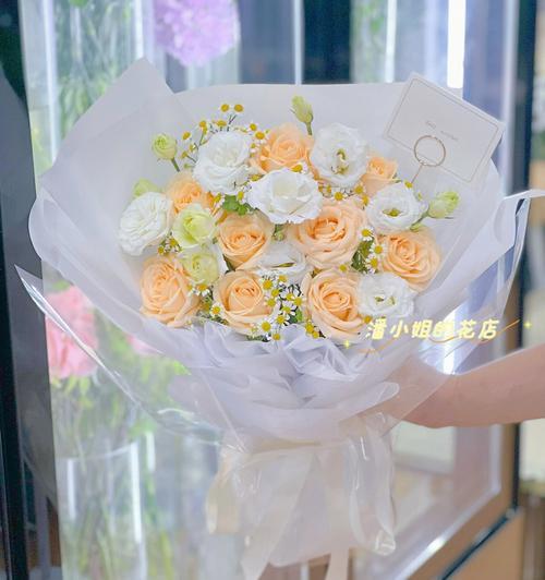 开香槟玫瑰花代表什么？姐姐送这种花有何深意？