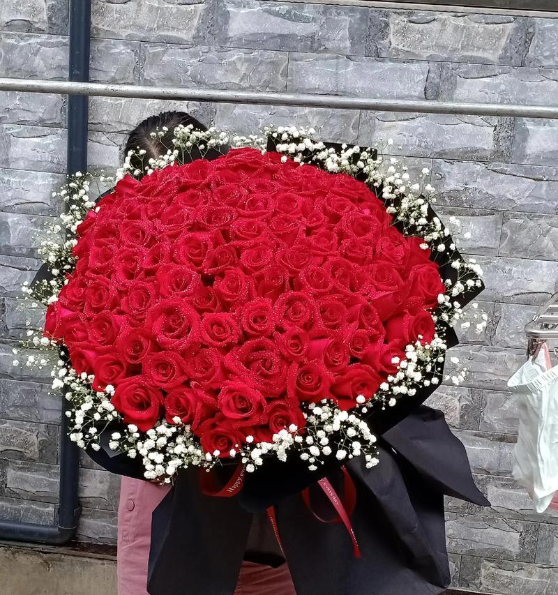 追女生时送玫瑰花有什么讲究？哪种玫瑰花最能表达爱意？