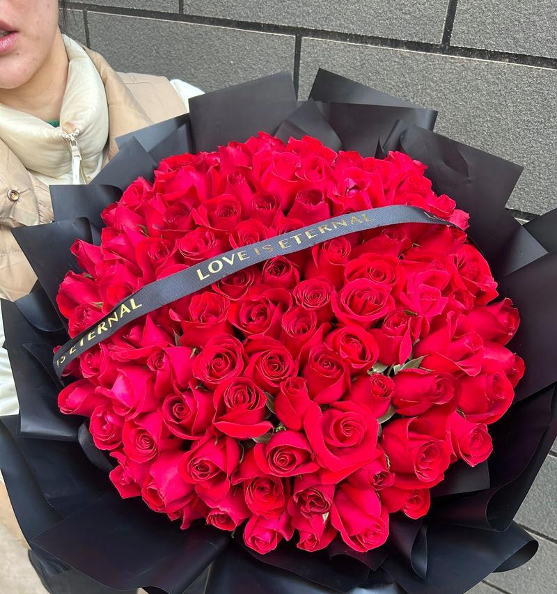 99朵玫瑰传递什么信息？99朵玫瑰花语的含义是什么？