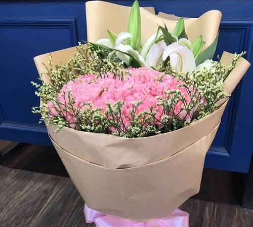 三八花束的名字和花语是什么？三八节送花束的意义是什么？