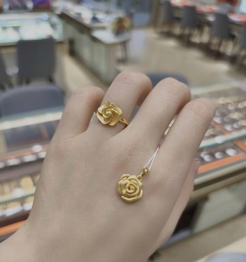 玫瑰花挂件尖角修剪的正确方法是什么？
