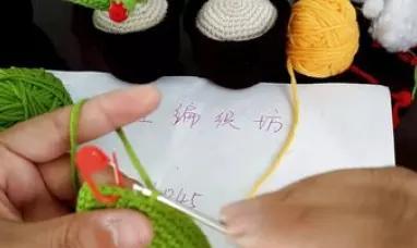 钩盆栽教程中仙人球的钩法是什么？需要哪些工具？