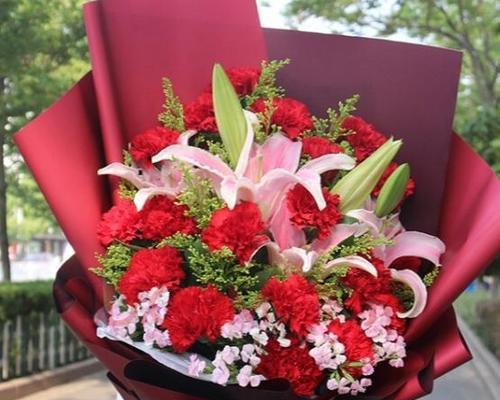 104朵花代表什么含义？花语背后隐藏的秘密是什么？