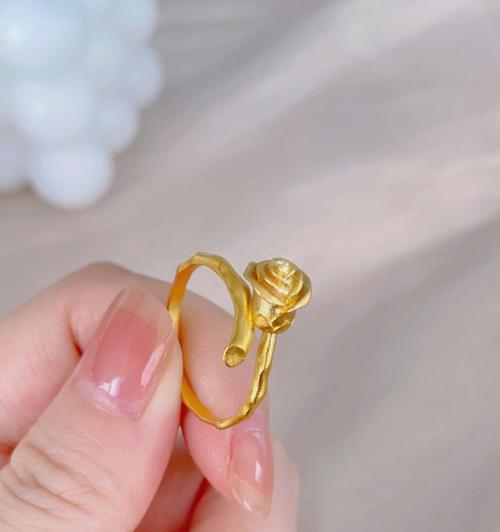 戎指的花象征是什么？