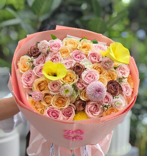哪种花象征幸福和年轻？幸福年青的花语是什么？