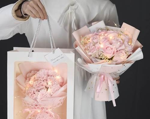 感恩节送什么花最合适？感恩节花卉的寓意是什么？
