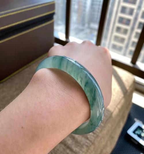 双色球飘花代表什么？飘花的象征意义有哪些？