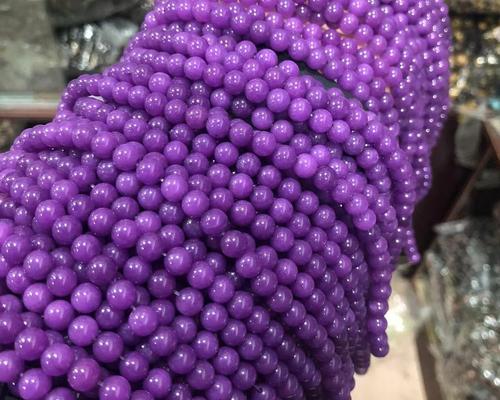 九朵紫色的花手链寓意是什么？紫色花在手链中象征什么？