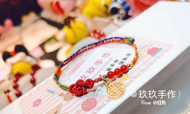 盘花的如意结的寓意是什么？如意结在花艺中象征什么？