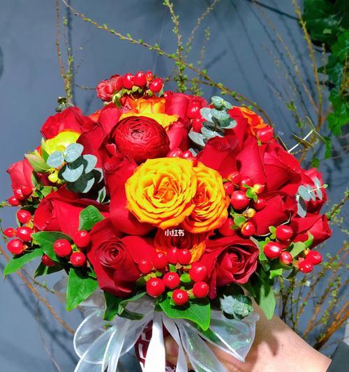 黄色与红色手捧花有何寓意？手捧花颜色选择的含义是什么？