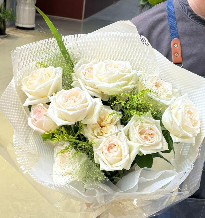 白色花的含义是什么？白色花代表了哪些情感？