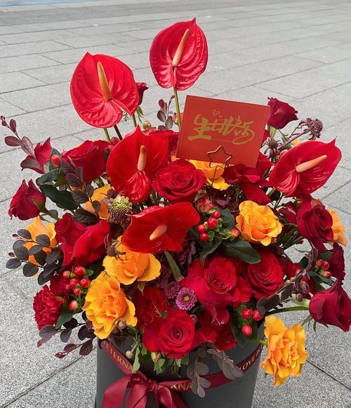 新婚快乐花束中包含哪些寓意的花？
