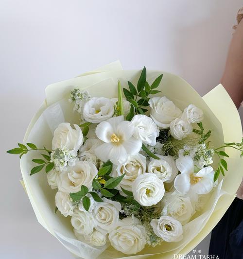 白色手捧花带流苏寓意什么？流苏花束的特别含义？