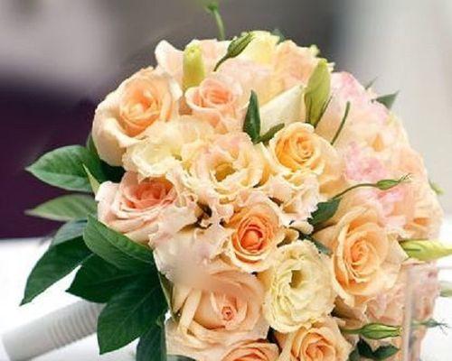 手捧花传递的含义是什么？不同手捧花代表什么情感？